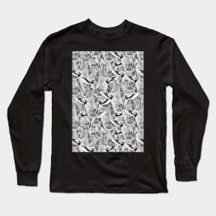 Black and White Giraffes Long Sleeve T-Shirt